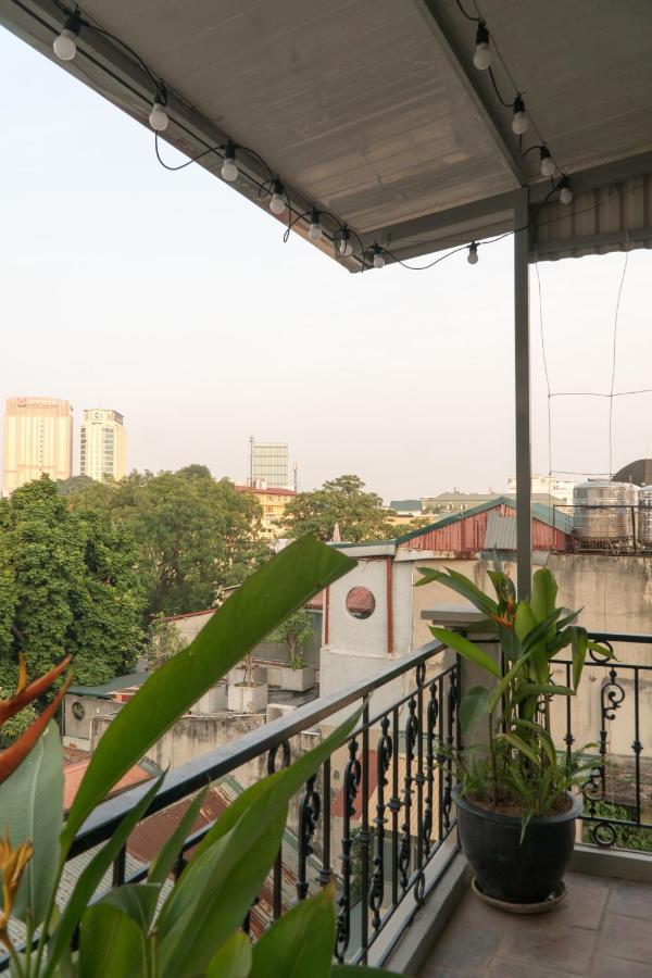 T Home Balcony Homestay Ханой Экстерьер фото