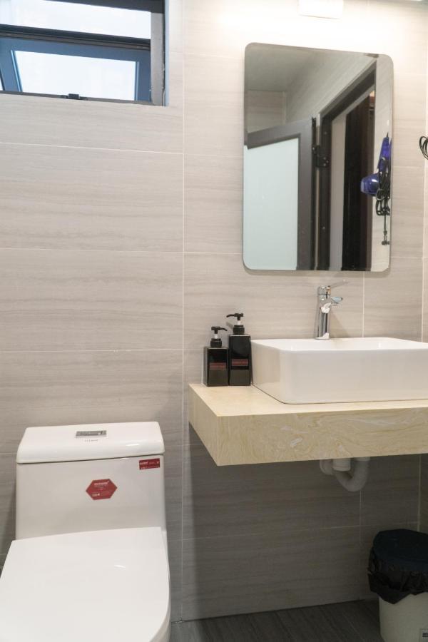 T Home Balcony Homestay Ханой Экстерьер фото